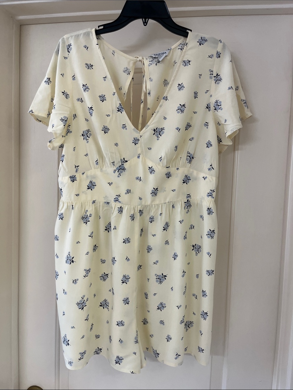 Floral V-Neck Short Sleeve Ivory Romper